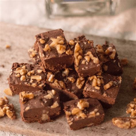 Okay, so i have to give props to my mom for this recipe. Sugar Free Five Minute Microwave Fudge - Nana's Little Kitchen