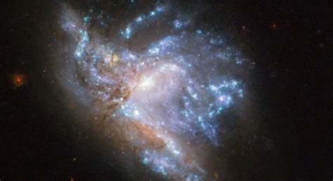 Nasa Released A Stunning Photo Showing Two Galaxies Colliding
