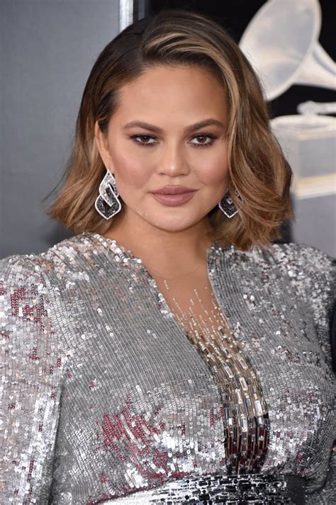 Chrissy Teigen Hair And Makeup At The Grammys 2018 Red Carpet