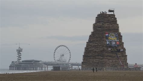 vreugdevuur 2018 2019 scheveningen marian de neijs flickr