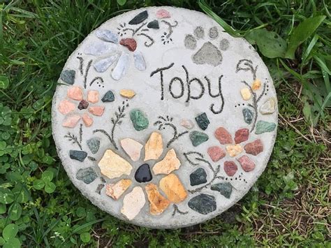 Pet Memorial Stepping Stone Personalized Garden Decor Etsy Pet