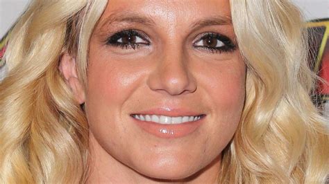 Britney Spears Most Bizarre Behavior On Social Media