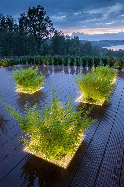 While many solar lights don't require constant direct sunlight, it is best to place them where they will receive at least six to eight your new landscape lighting will ensure the walkways and gardens in your yard are safe and welcoming after dusk. 25+ Absolutely Awesome Outdoor Lighting Ideas