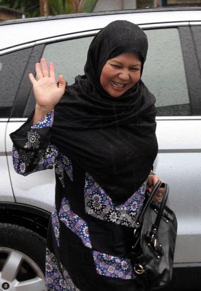 Tuan pendaftar, mahkamah rendah syariah pantai barat, bangunan mahkamah syariah, wisma muis, beg berkunci 130, 88739 kota kinabalu, sabah. Raja Azmi Terima 'Hadiah' Dari Allah Kerana 'CUAI' | GOSIP ...