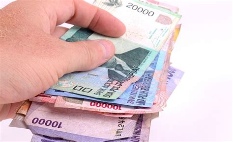 Kurs Rupiah Hari Ini, Menguat ke Rp14.031 USD : Okezone ...