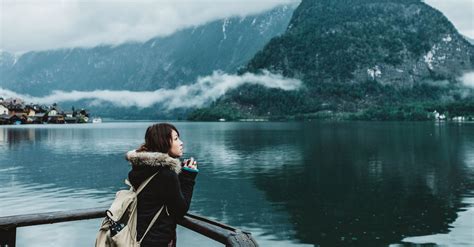 12 Must-Reads For People Who Love Traveling Alone | HuffPost