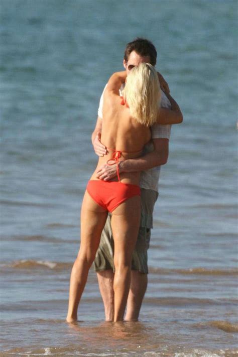 Jenny Mccarthy In A Hot Bikini On The Beach Celeb Starz The