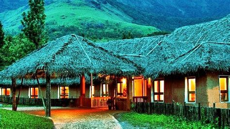 Top 30 Best Tourist Places To Visit In Kerala