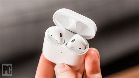 Apple Airpods 1st Gen Wireless Earbuds With Charging Case In Box Town