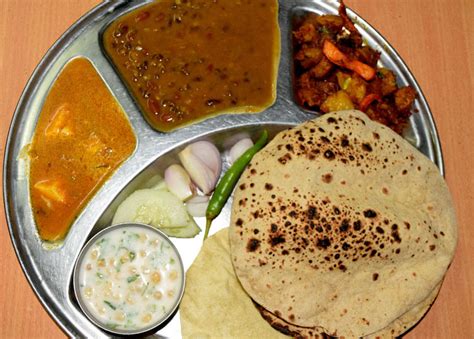 spl thali matar paneer shahi paneer dal dahi salad rice papad 2 butter roti 1 missi roti 1