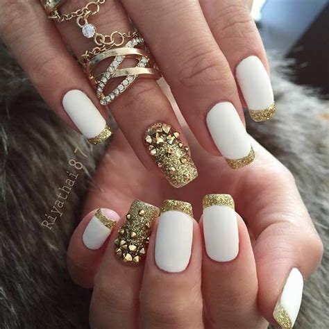 31 Snazzy New Year's Eve Nail Designs | White acrylic ... Milk chocolate nails are very popular this year.