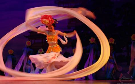 Chinese Folk Dance History And Varieties Traditional Chinese Dancing