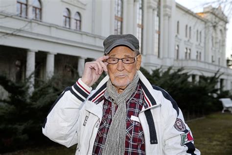 Mit 92 baute er ein neues haus, mit 93 lernt er jetzt golf. Herbert Köfer: 8 Gründe, warum er unvergleichlich ist