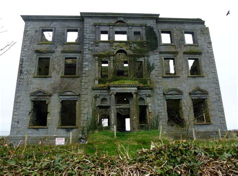 Tyrone House Co Galway Cool For Explorers Mansions Creepy Houses Abandoned Mansions