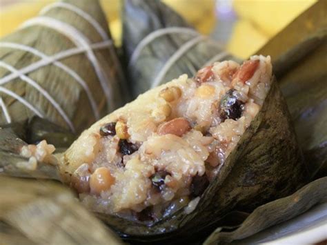 Sticky Rice In Banana Leaves Used To Get This At Dim Sum Sausage