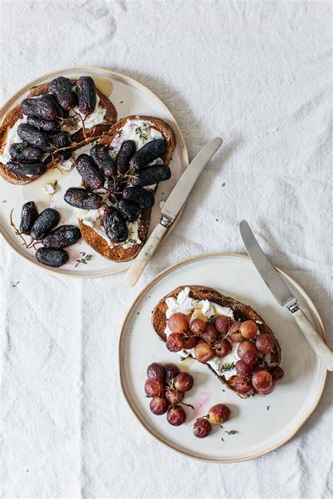 Roasted Grapes Thyme And Goats Cheese Toasts She Cant Eat What