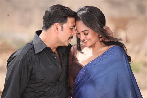 Once Upon A Time In Mumbai Dobara Wallpapers Sonakshi Sinha And Akshay Kumar Hd Stills From The