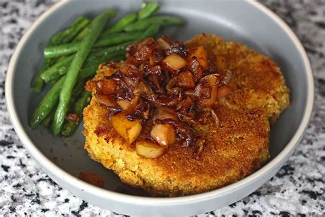 Cornbread Coated Pork Chops With Caramelized Onion And Apple The Food