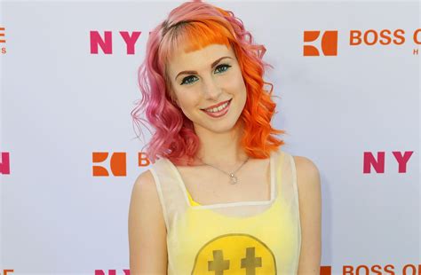 Hayley Williams Explains What Paramores Hard Times Means To Her Iheart
