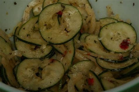 Ieatfood Italian Dressing And Simple Cucumber Salad