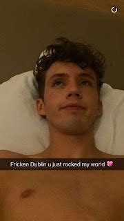 The Stars Come Out To Play Troye Sivan New Shirtless Barefoot Pics