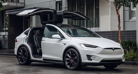 Tesla Recalling 15000 Model X Suvs Over Power Steering Problem Carscoops