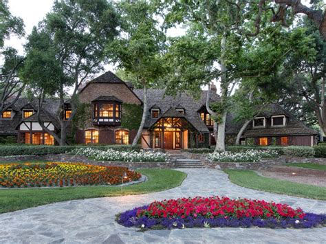 Michael Jackson's ranch back on the market for $31 million: PHOTOS