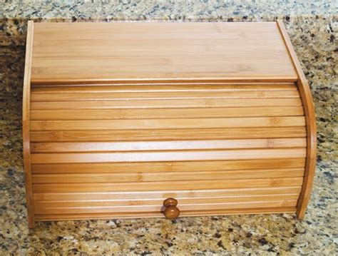 1 x 1 x 24 red cedar (or other hard wood material of choice): Woodwork Wood Bread Box Design PDF Plans