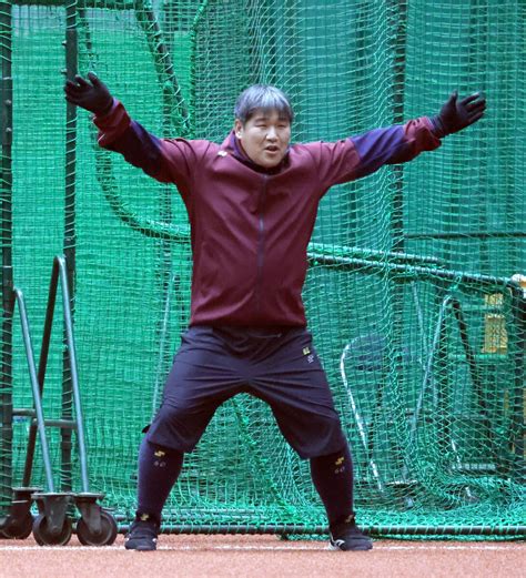 【西武】中村剛也が500本塁打へ意欲「近づけるようにやりたい」 スポーツ報知
