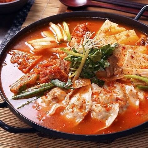 May 31, 2021 · make sure every thing is icy in a sealable jar or bag. Mandu Jeongol: Korean Spicy Dumpling Soup | Korean side ...