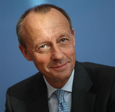 Hier postet und kommentiert team merz. Leitkultur: Francis Fukuyama fordert die bekennende Nation ...