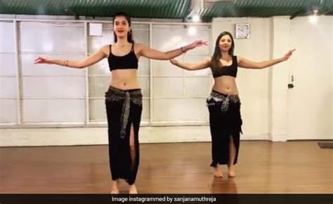 Viral Shanaya Kapoors Boss Belly Dancing Moves Deserve Your Attention