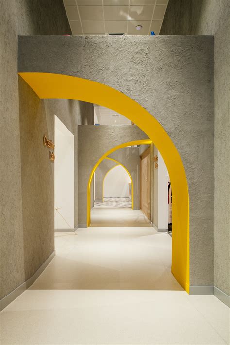 Half Arch Hallway Interior Design Ideas