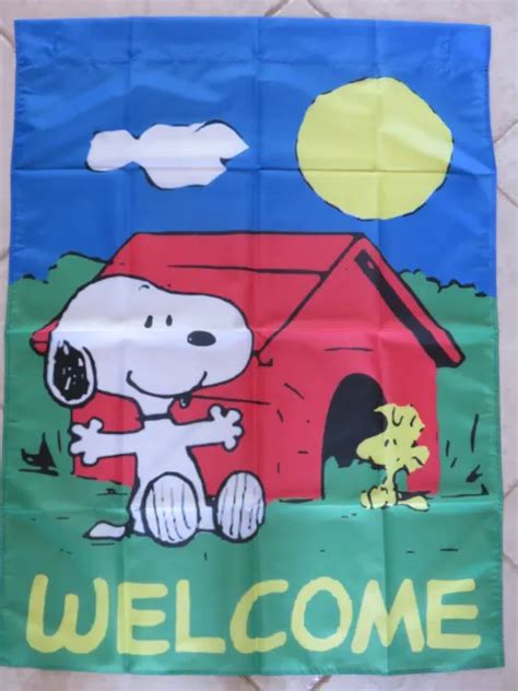 Peanuts Snoopy And Woodstock Dog Box Sun Welcome Porch Yard Flag Large