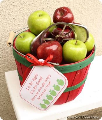 Apple store gift cards are available for values between $25 and $2,000, and they aren't reloadable or valid for purchase at the itunes store, app store, or any gift card age limits. obSEUSSed: Apple Basket and Books: School Teacher Gifts Keep Giving