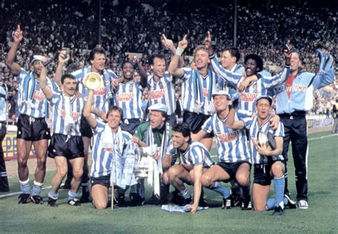 •decisions on the number of spectators allowed are yet to be taken, but the fa cup final on may 15 could welcome more than the 10,000 that are set to be allowed into large outdoor venues from may. The FA Cup Final is still magic - Back-Post.com