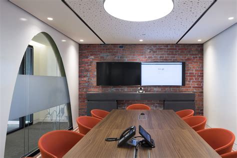 Google meets/hangouts has this really cool live captions feature. Inside The New Google Madrid Office - Office Snapshots