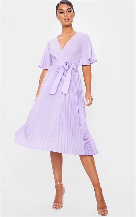 Lilac Pleated Midi Dress Dresses Prettylittlething