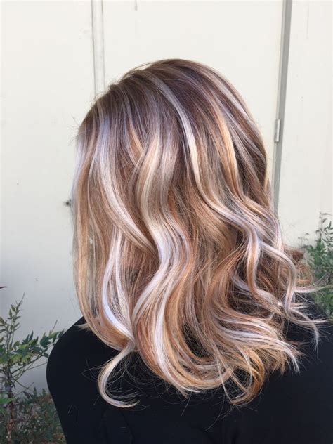 Another variation on the classic blonde, strawberry blonde hair is categorized by the blending of rich red tones with golden highlights. Blonde Highlights On Brown Hair | Makeup Tutorials