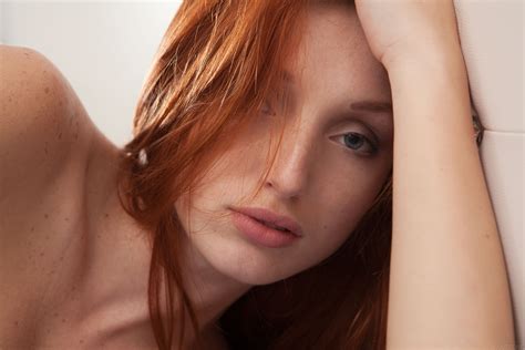 Model Redhead Michelle H Paghie In Bed Wallpaper X Px On Wallls