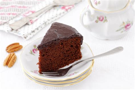 My grandma used to have one baked up for us every single time we'd come from ohio to. Grandma's Chocolate Cake | Lil' Cookie