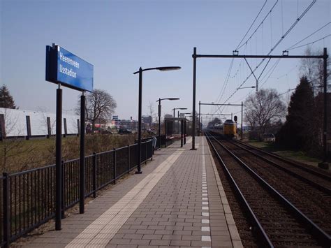 Maybe you would like to learn more about one of these? Heerenveen IJsstadion railway station - Wikipedia