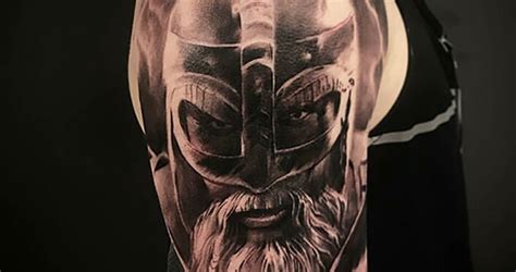 Viking raven tattoo has been a trendy thing recently. Viking tattoo - Ønsker du en viking tatovering? - Timeless ...