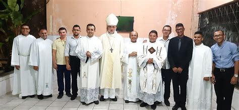 Seminaristas Da Diocese De Zé Doca Recebem Ministérios De Leitorado E