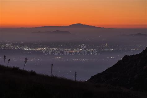 Santiago Peak E San Fernando Valley Dawn Fotografia Stock Immagine Di