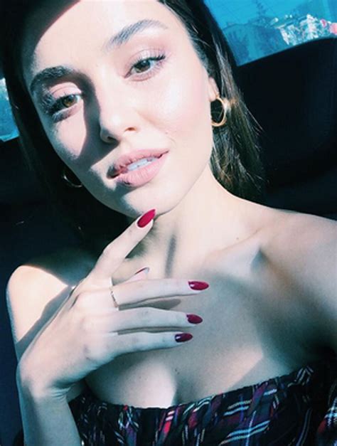 Turkish Actress Hande Ercel Instagram Photos My Xxx Hot Girl