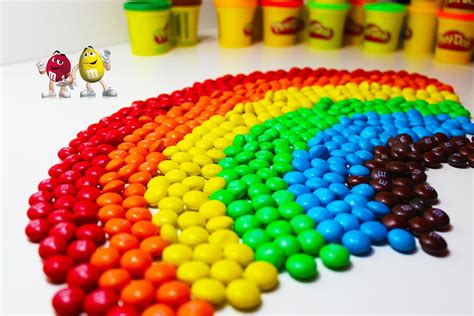 Colors Of Rainbow With 1000 Thousand Mandms