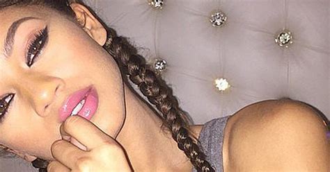 Zendayas Sexiest Instagram Pictures Popsugar Celebrity