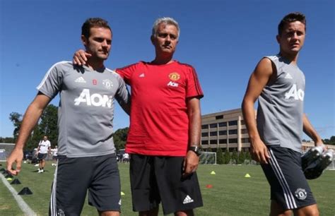 #맨유 #무리뉴 #경질 #맨체스터 #유나이티드 #반응 #리액션 #manutd #manchester #united. 뉴스핌 - EPL 무리뉴 "맨유 포그바, 래쉬포드 등과 끈끈... 레알 ...