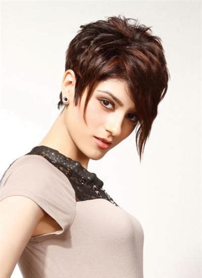 37+ Coiffures Femme Avec Nuque Courtes Pictures  coiffure wave cheveux
